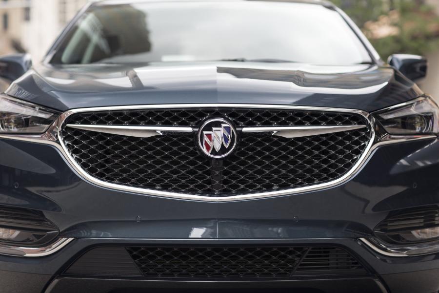 Детали экстерьера Buick Enclave Avenir 2017 года  (фото 16 из 30)